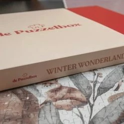De Puzzelbox DePuzzelbox - Winter Wonderland - 1000 Stukjes Puzzel - Legpuzzel - Volwassenen -Puzzels Verkoopwinkel 550x366 88