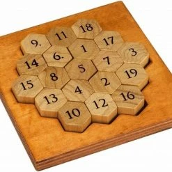 Asmodee Great Minds Aristotles Number Puzzle - EN -Puzzels Verkoopwinkel 550x425 1