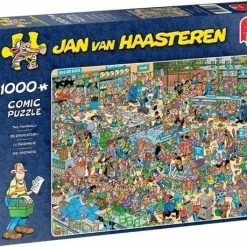 Jan Van Haasteren Puzzelbundel - 2 Stuks - De Drogisterij 1000 Stukjes & Krijt Op Tijd! 1500 Stukjes 11 Jan Van Haasteren Puzzelbundel - 2 Stuks - De Drogisterij 1000 Stukjes & Krijt Op Tijd! 1500 Stukjes -Puzzels Verkoopwinkel 550x459 8
